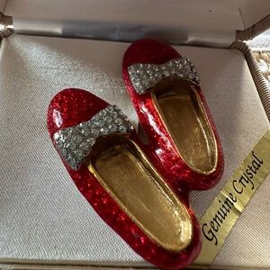 Vintage Jennifer Moore Ruby Red Enamel Slippers Adorned In Crystals Brooch